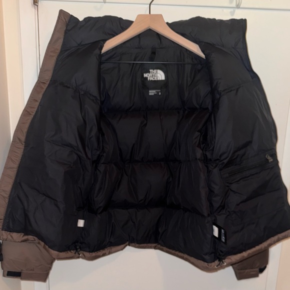 The North Face Men’s 1996 Retro Nuptse Jacket Men Size Small Smokey Brown/Black - Picture 2 of 16